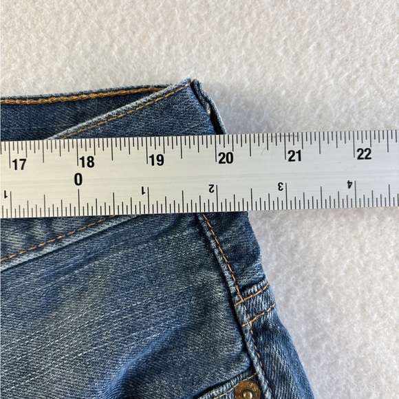 Levi's Relaxed Fit Blue Jeans for Men - Picture 4 of 6